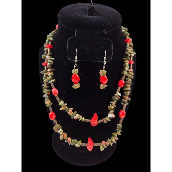 Vintage Handcrafted Necklace & Earring Set Red & Green Stone  With Toggle Clasp - Picture 1 of 10